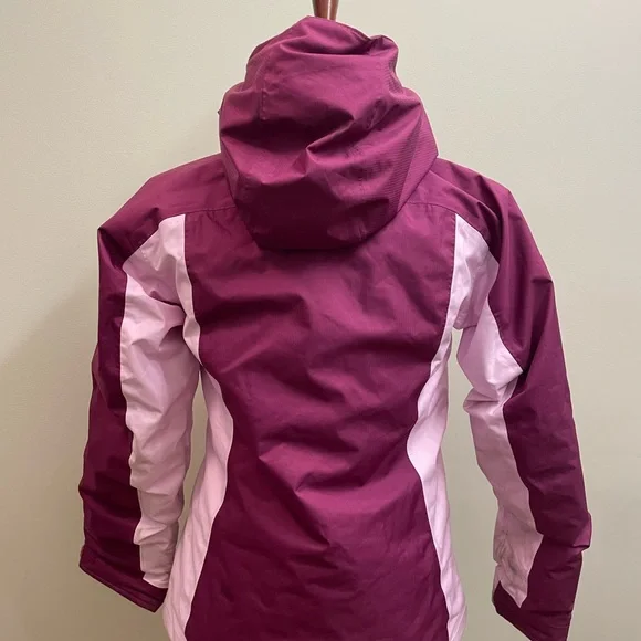 Patagonia girls Ski Jacket - Purple and Light Pink - Picture 3 of 15